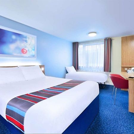 Travelodge Chelmsford Buitenkant foto