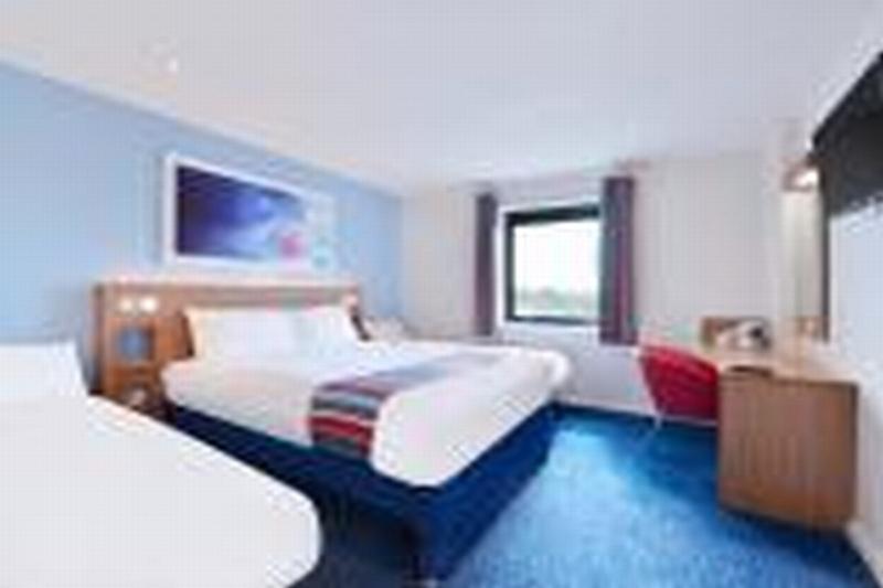 Travelodge Chelmsford Buitenkant foto