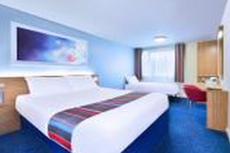 Travelodge Chelmsford Buitenkant foto